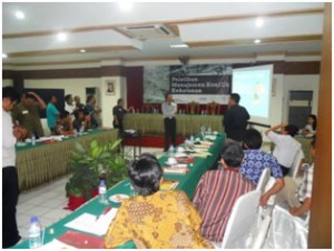 Pelatihan Manajemen Konflik Kehutanan Bagi Penggiat Forum Hutan Wonosobo. Jogjakarta, 17-20 Oktober 2011