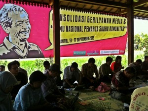 Media Komunitas Untuk Apa, Untuk Siapa?