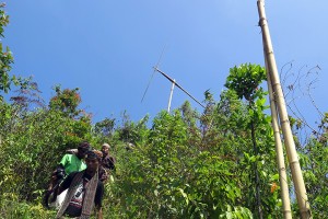 Melancong Menikmati Keindahan Alam Sekaligus Melestarikan Budaya