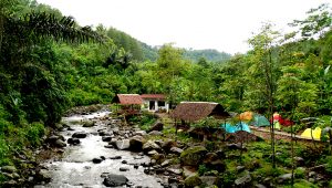 Nyala Asa di Tepi Sungai Lojahan